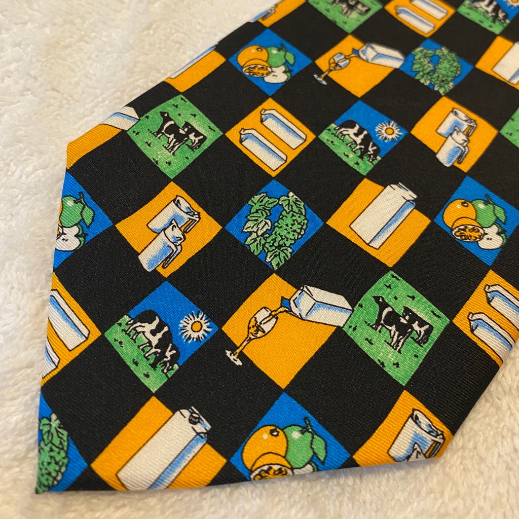 Brand New Tie Commemorating Down On The Farm Brand New Tie Commemorating Down On The Farm